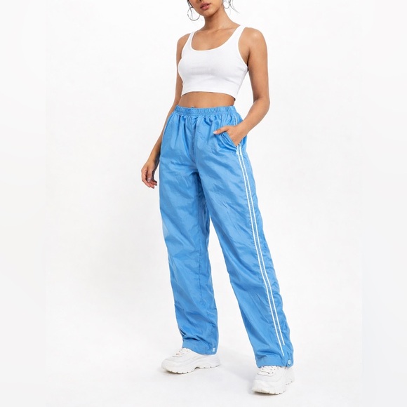 Holloway Pants - Holloway Athletic Track Pant Size Medium Light Blue White Stripe Y2K Windbreaker
